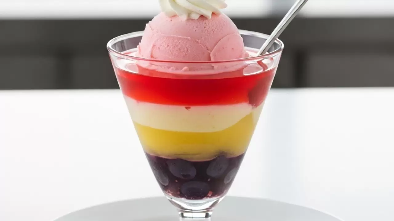 طرز تهیه ژله بستنی مجلسی: ۳ مد