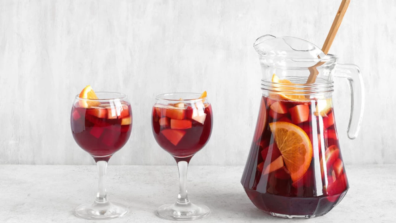 Sangria : Popular cold drink o