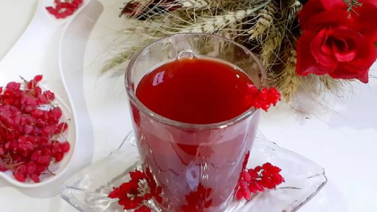 The benefits of barberry juice