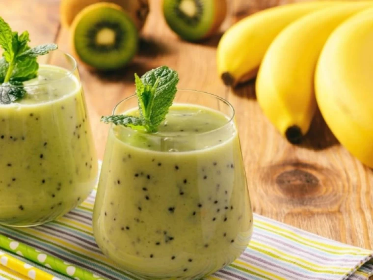 Kiwi Smoothies