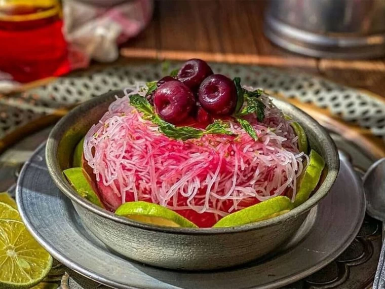 طرز تهیه فالوده خانگی: سفر به