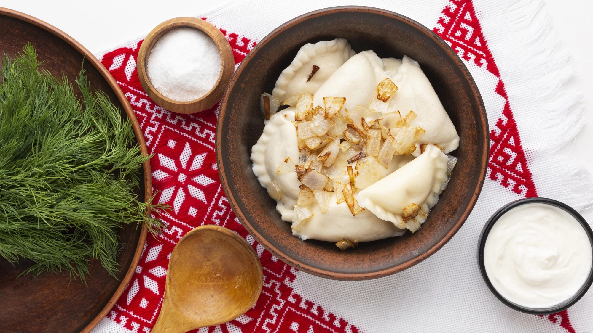 آشنایی با خوراکی&zwnj;های نوروزی در ایران